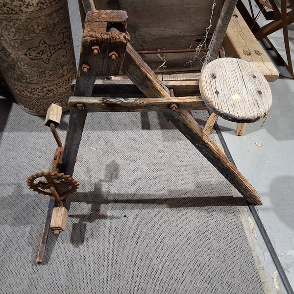 Lot 536 - PEDAL CRANK