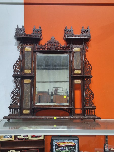 Lot 370 - OVERMANTLE