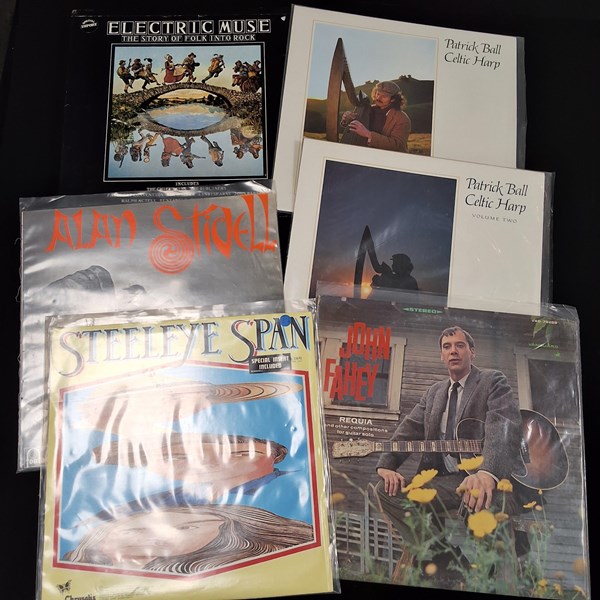 Lot 1389 - FOLK VINYL RECORDS