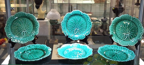 Lot 1397 - WEDGWOOD MAJOLICA