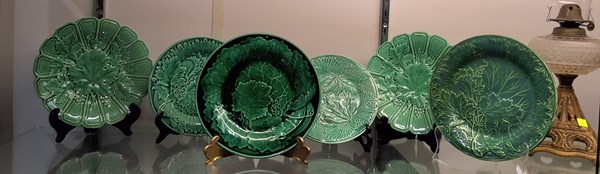 Lot 1702 - MAJOLICA PLATES