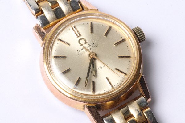 Lot 1026 - WRIST WATCH