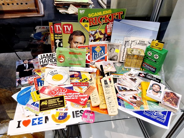 Lot 1354 - COLLECTABLES