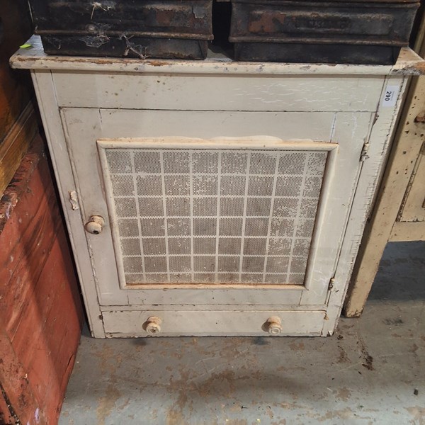 Lot 568 - MEAT SAFE