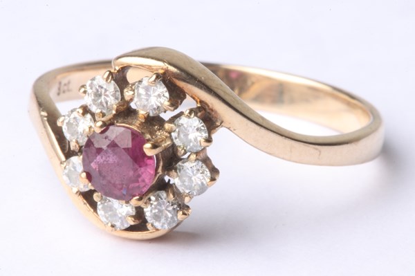 Lot 1008 - RING
