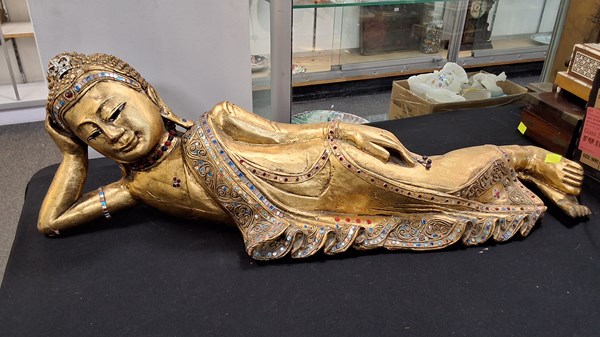 Lot 1657 - FIGURE