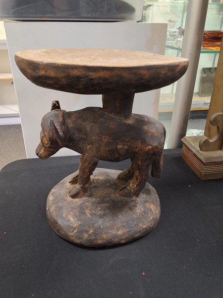 Lot 1529 - STAND
