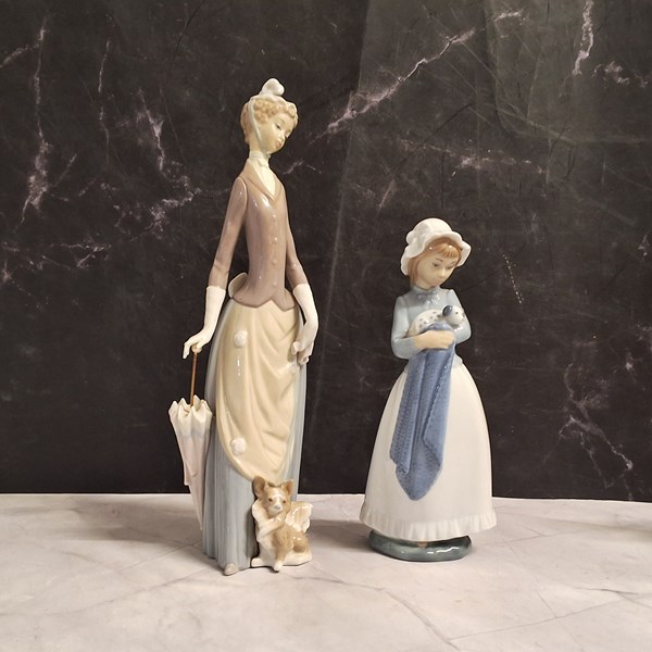 Lot 1542 - PORCELAIN FIGURES
