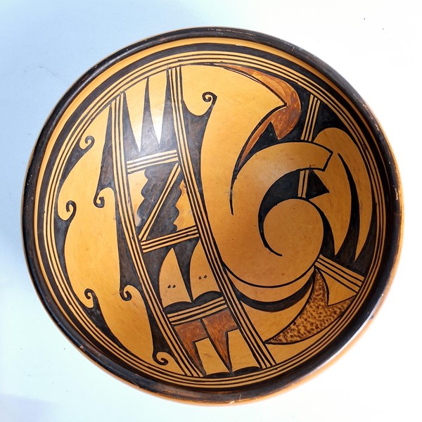 Lot 1314 - HOPI INDIAN BOWL