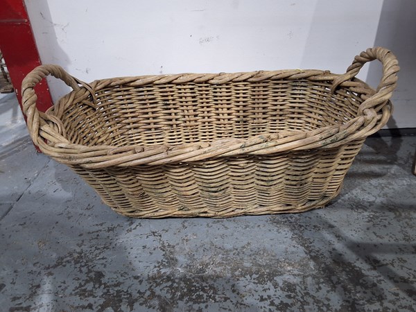 Lot 15 - BREAD BASKET