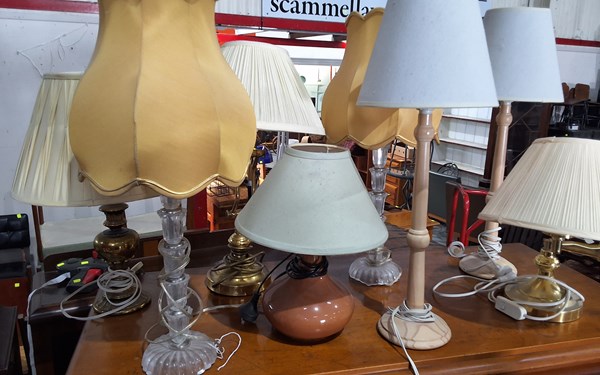 Lot 169 - LAMPS