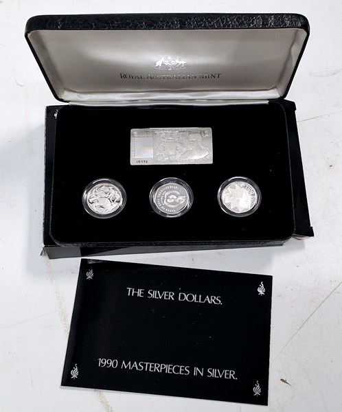 Lot 1430 - COIN SET
