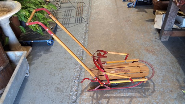 Lot 329 - SLEIGH
