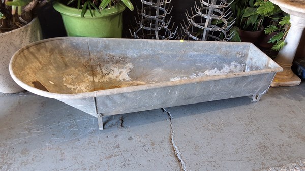 Lot 393 - BATH