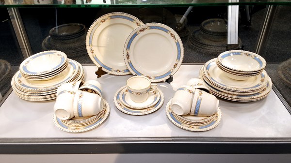 Lot 1414 - PART DINNER SERVICE
