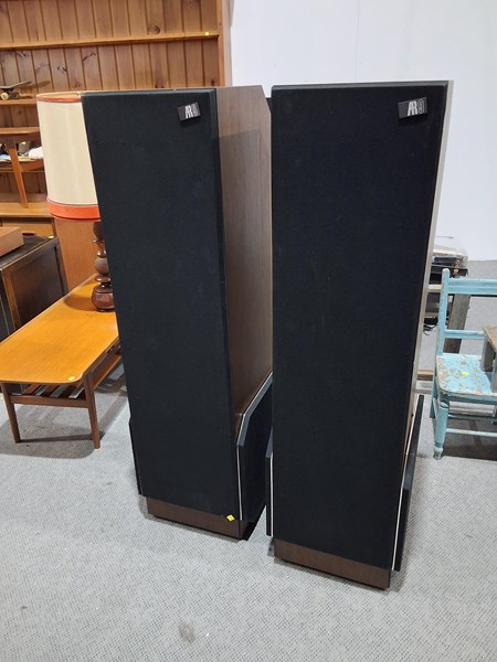 Lot 503 - STEREO SPEAKERS