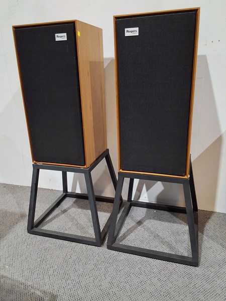 Lot 508 - STEREO SPEAKERS