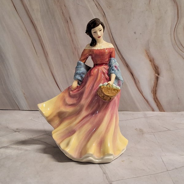 Lot 1266 - ROYAL DOULTON FIGURE