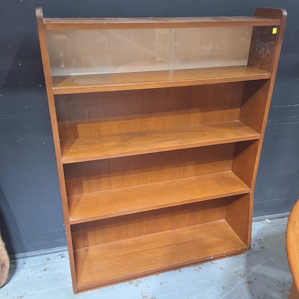Lot 310 - BOOK SHELF