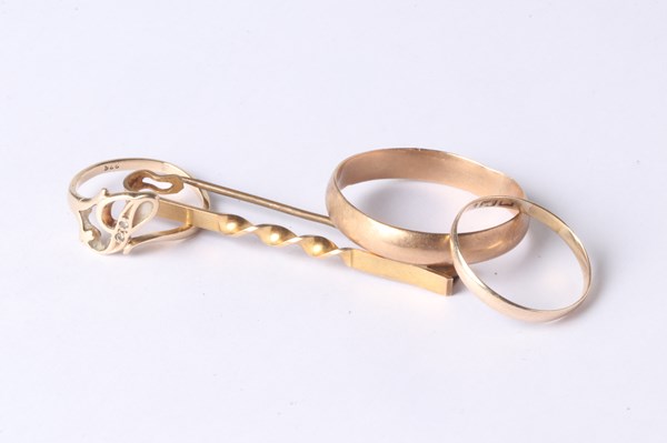 Lot 1104 - SCRAP GOLD