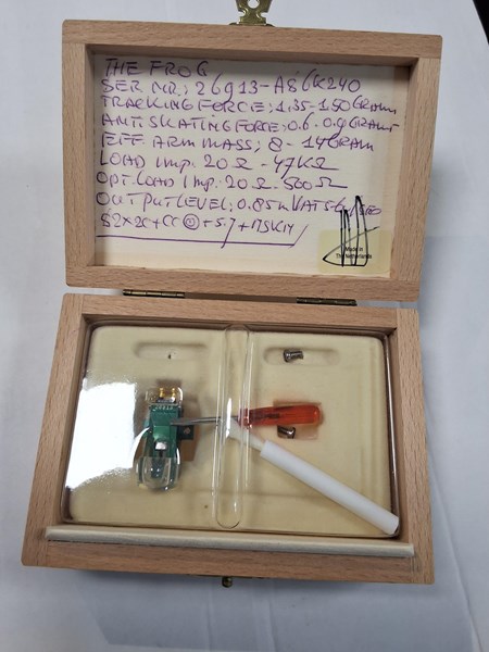 Lot 1419 - STYLUS