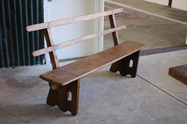 Lot 188 - BENCH