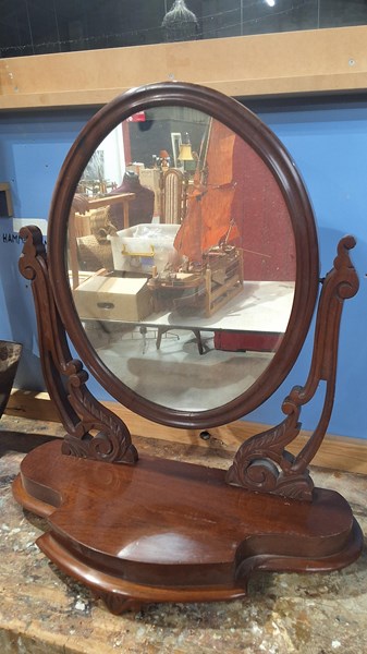 Lot 610 - DRESSING MIRROR