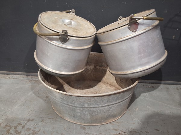 Lot 597 - VINTAGE TUBS