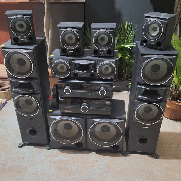 Lot 384 - STEREO SYSTEM