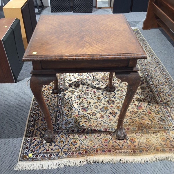 Lot 517 - SIDE TABLE