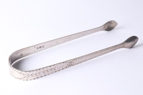 Lot 1148 - SILVER TONGS