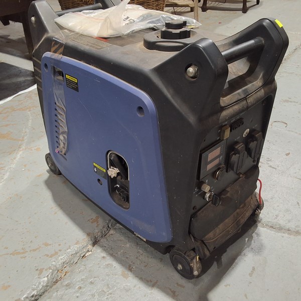 Lot 574 - GENERATOR