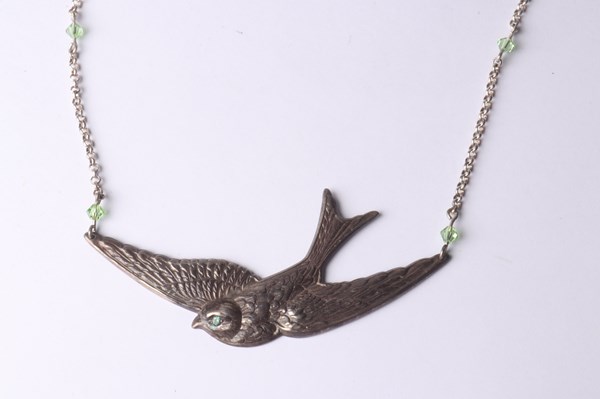 Lot 1123 - SILVER NECKLACE