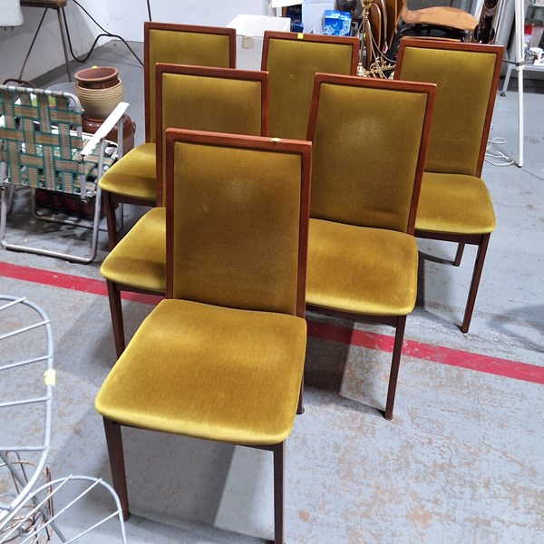 Lot 452 - DINING CHAIRS
