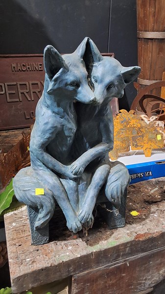 Lot 385 - STATUE