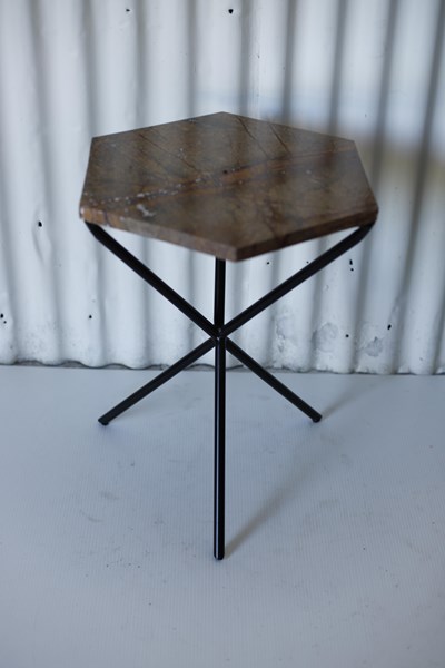 Lot 435 - SIDE TABLE