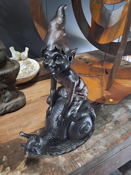 Lot 394 - GARDEN STATUE