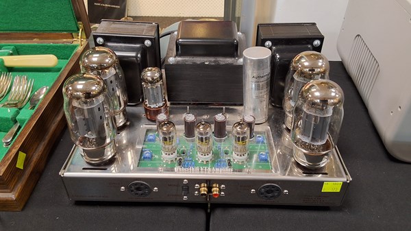 Lot 1380 - DYNACO TUBE AMPLIFIER