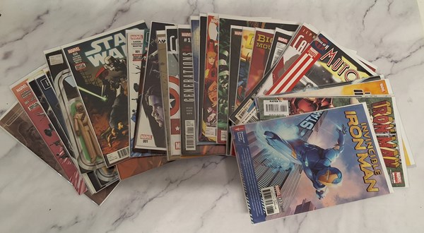 Lot 1411 - COMICS