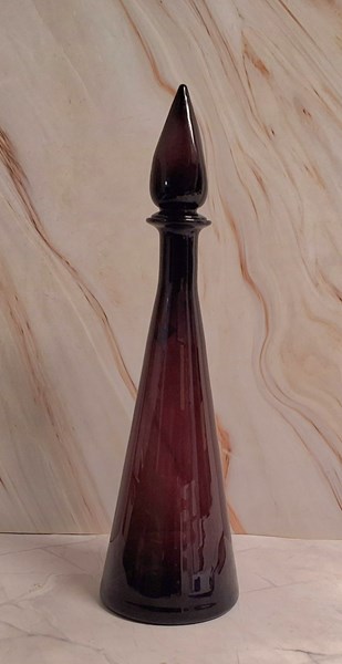 Lot 1544 - GENIE BOTTLE