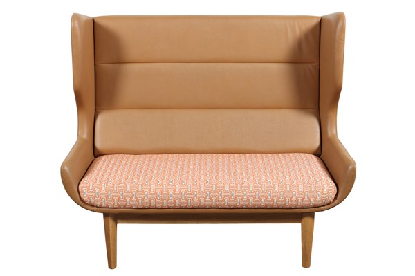 Lot 358 - HUSH SOFA