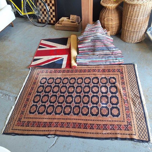 Lot 139 - RUGS
