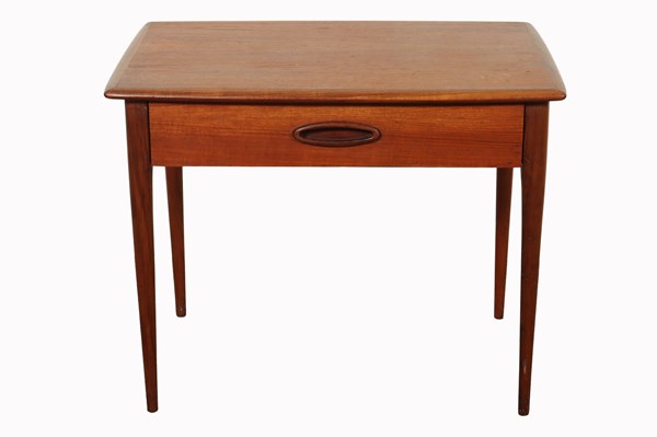 Lot 111 - TEAK SIDE TABLE