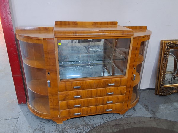 Lot 487 - SIDEBOARD