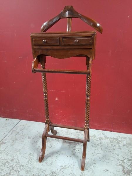 Lot 44 - VALET
