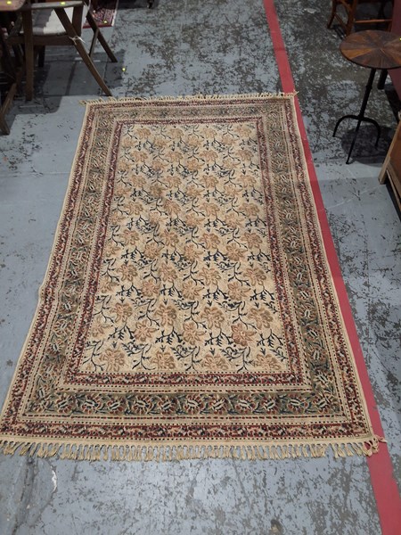 Lot 502 - RUG