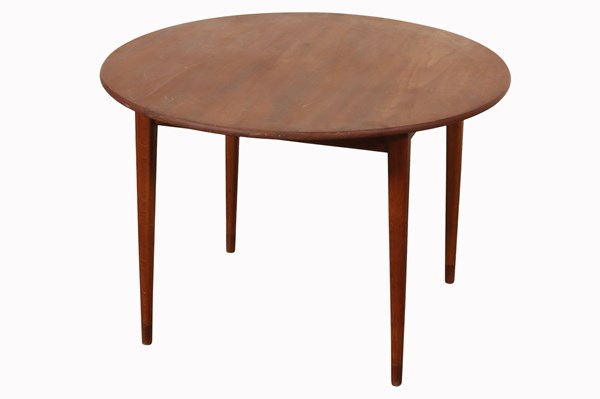 Lot 53 - BREAKFAST TABLE