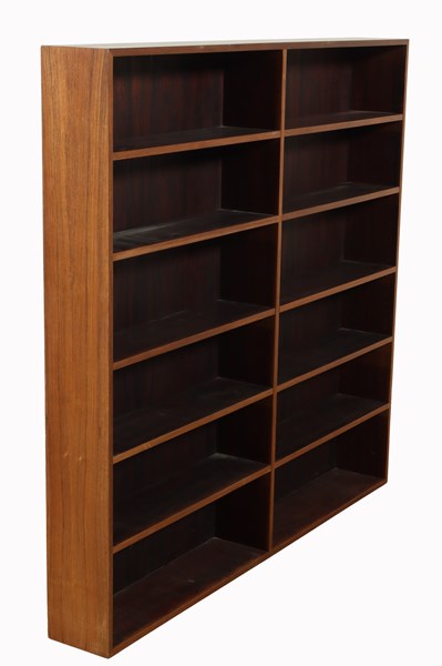 Lot 137 - ROSEWOOD BOOKSHELF