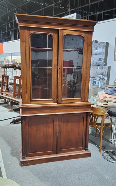 Lot 200 - BOOKCASE