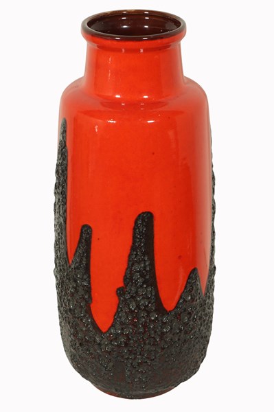 Lot 187 - POTTERY VASE